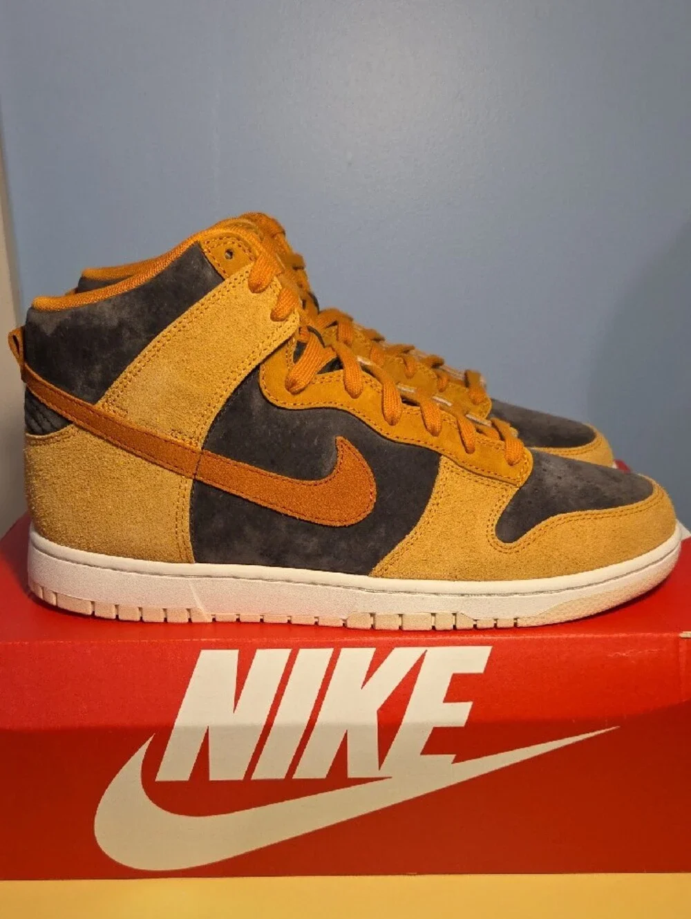 Nike Dunk Hi Retro PRM 'Dark Russet' Size 10.5